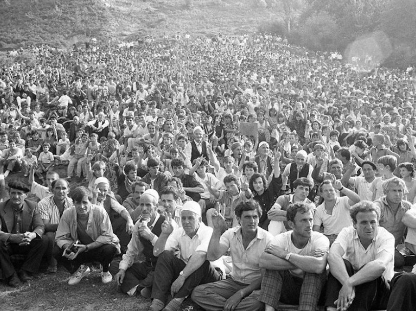 Një foto historike e Kosovës