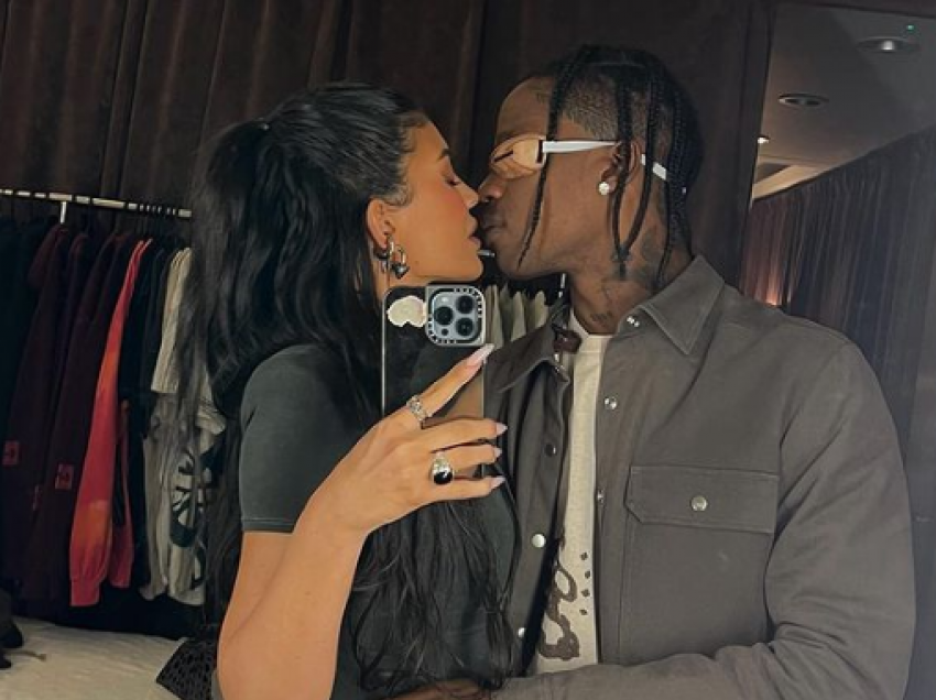 Kylie Jenner dhe Travis Scott i japin fund lidhjes së tyre? Ja detajet që ngritën dyshimet e para