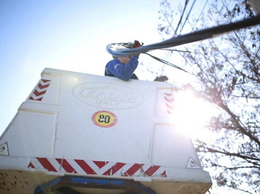 Punime në rrjet nga KEDS, në këto zona do ketë ndërprerje të energjisë elektrike