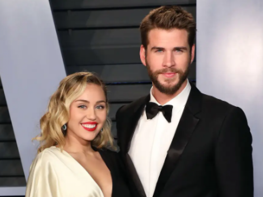 Miley Cyrus ‘godet’ Liam Hemsworth në këngën e re