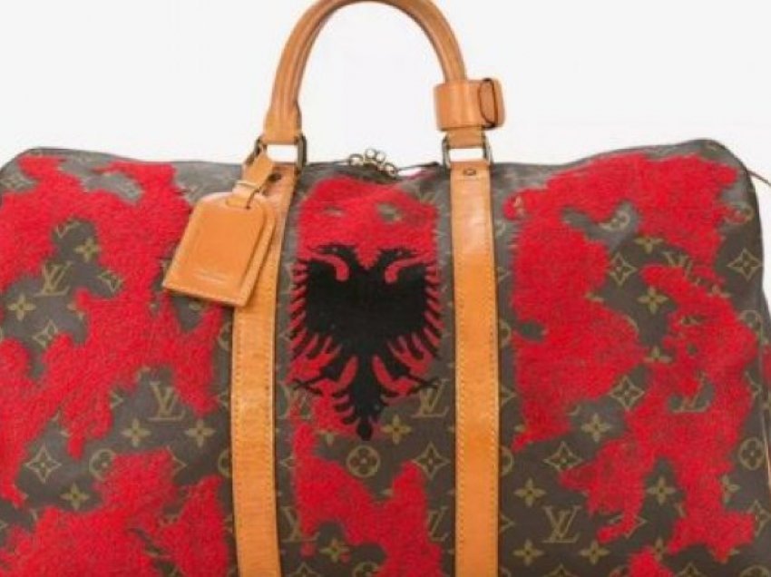 Louis Vuitton: Çanta me flamurin shqiptar nuk u krijua nga ne