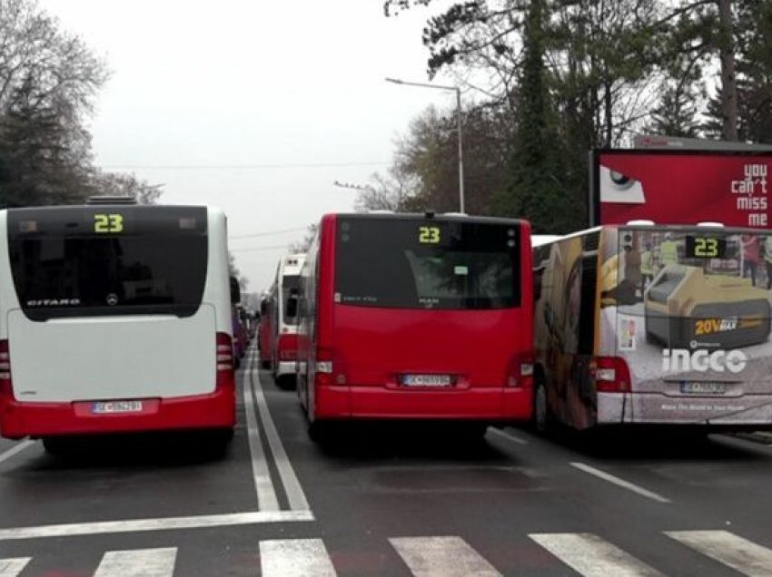 Transportuesit presin takimin me kryeministrin, Dimitar Kovaçevski