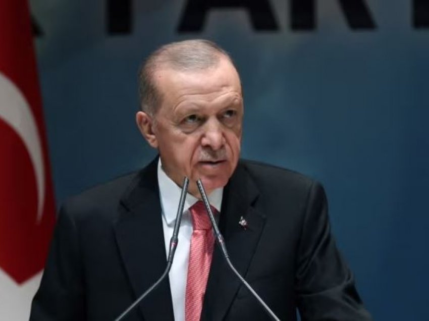 VOA/ Erdogan: Suedia, Finlanda duhet të ekstradojnë 130 “terroristë”