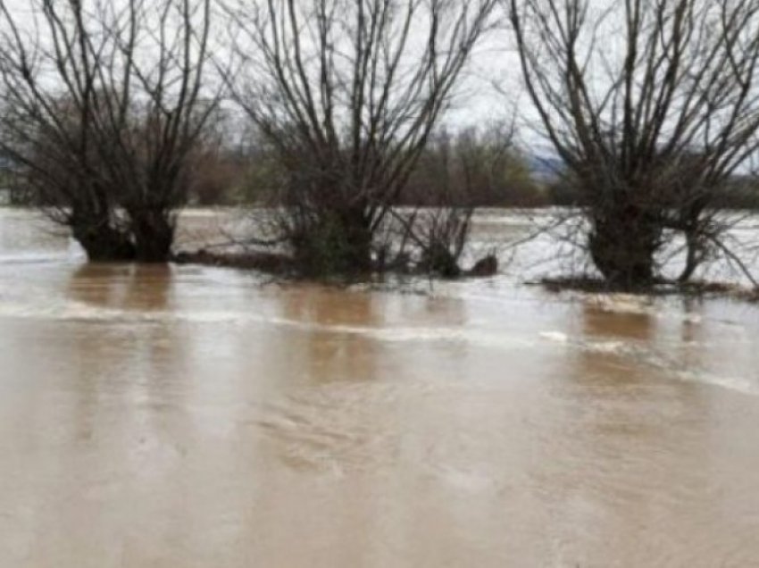 Paralajmërime për mundësi të vërshimeve