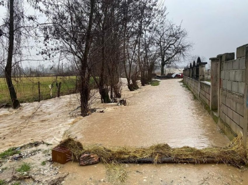 ​Reshjet atmosferike, dëme të shkaktuara edhe në Deçan