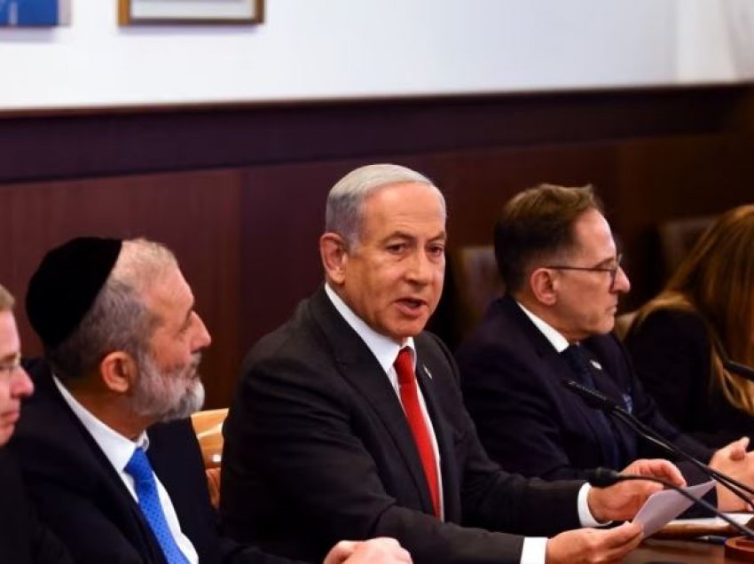 Netanyahu shkarkon nga kabineti një aleat të rëndësishëm