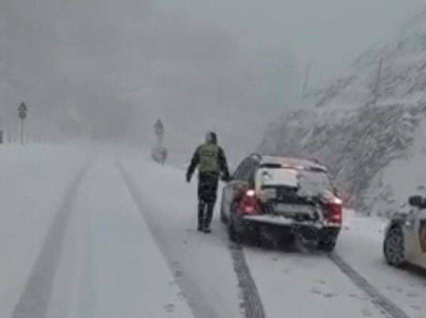 Hapet “Rruga e Arbrit”, në Korçë shqetësim ndërprerja e shpeshtë e energjisë në fshatra