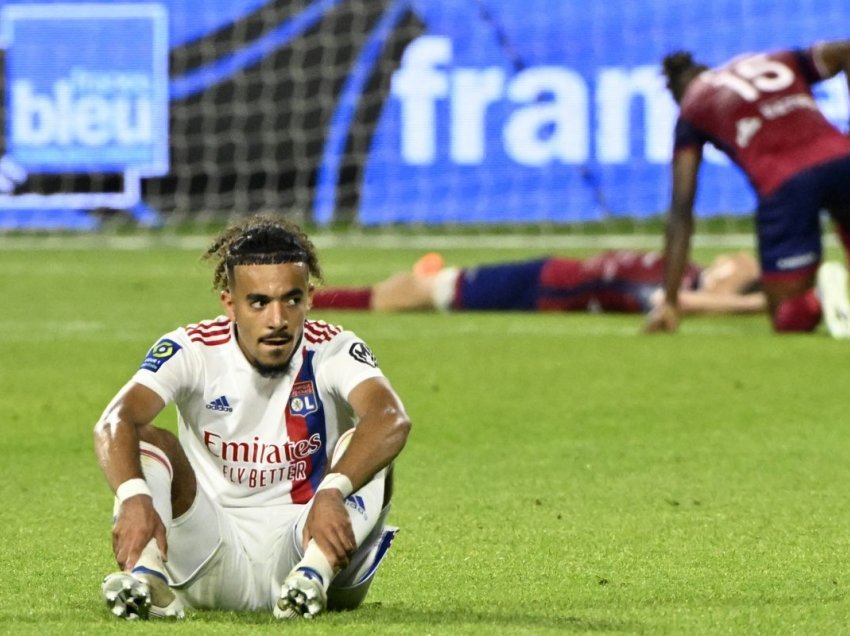 Chelsea fiton garën me PSG dhe Bayern për talentin e Lyon