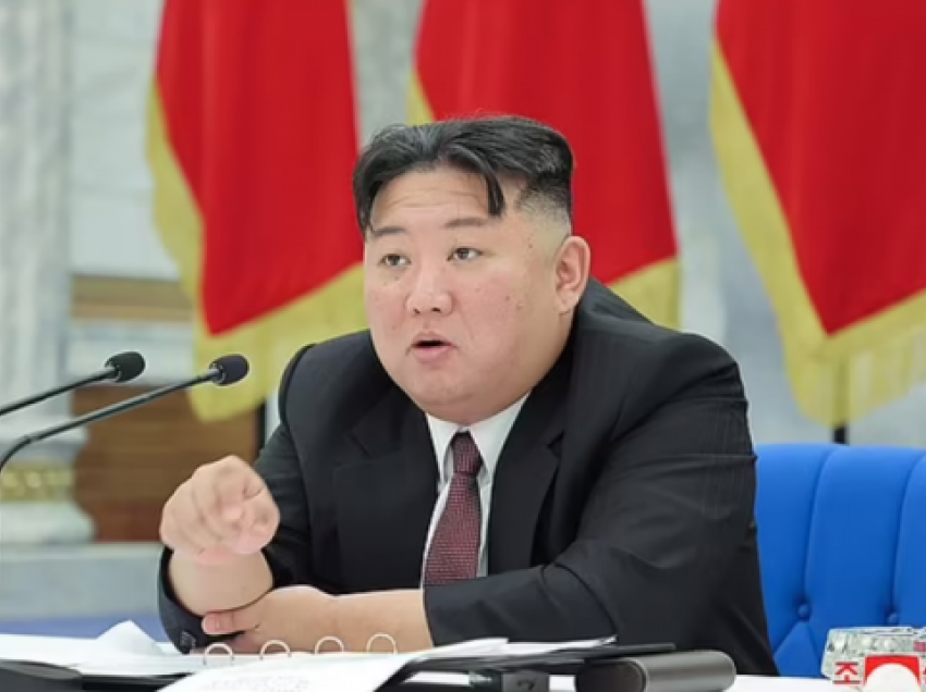 Kim Jong Un: Do të ekzekutohet çdo person që shikon pornografi