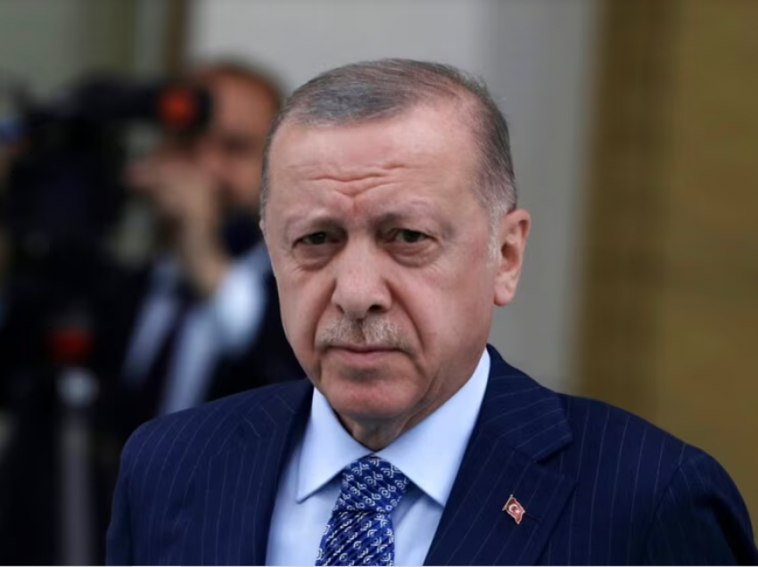 Erdogan flet kundër anëtarësimit të Suedisë në NATO 