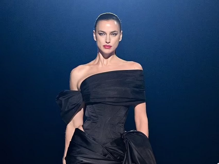 Irina Shayk magjepëse në pasarelë 