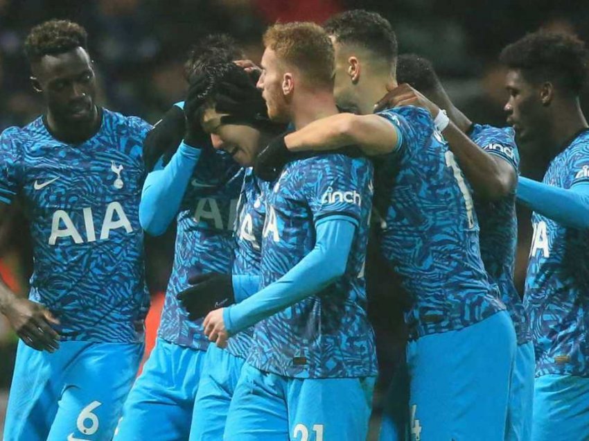 Son kualifikon Tottenhamin në FA Cup