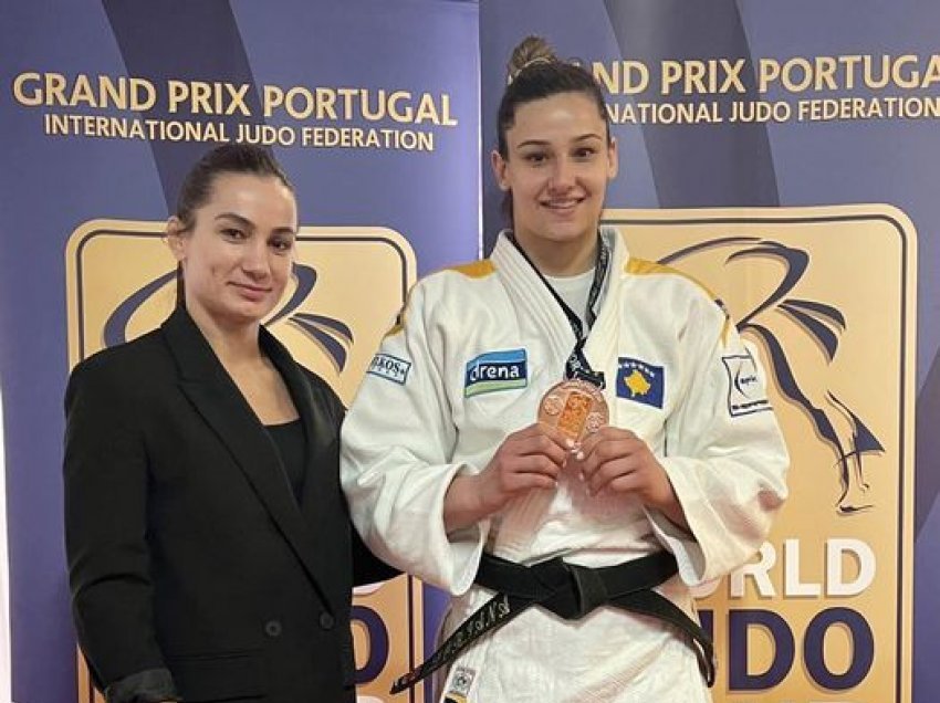 Majlinda Kelmendi ballëlart me Lorianën! Kuka: Pikë të reja Olimpike