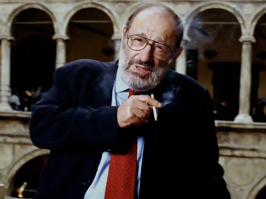 Leksioni i Umberto Eco-s mbi rëndësinë e leximit të librave