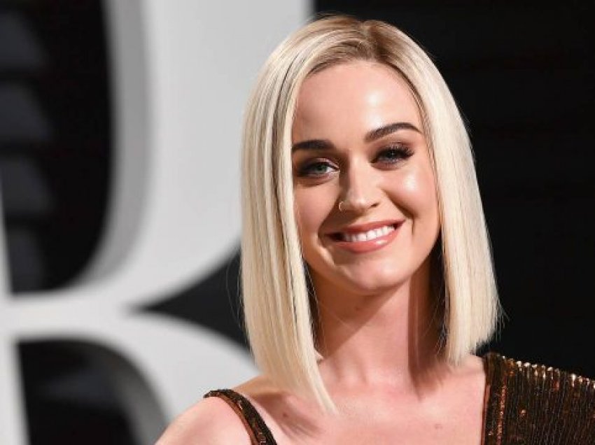 Katy Perry tregon bashkëpunimin që e refuzoi dhe u pendua