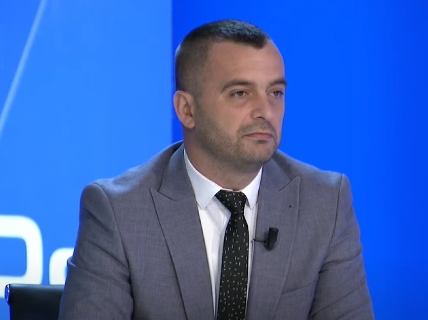 “Këshillat e ndërkombëtarëve” Rexhaj: Qeveritë e kaluara dëgjues të mirë – rezultati, Thaçi në Hagë e LDK në opozitë