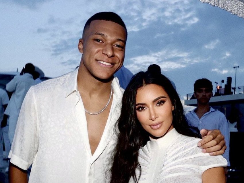 Kim Kardashian ndez spekulimet për një lidhje të re, shihet nën shoqërinë e Kylian Mbappe