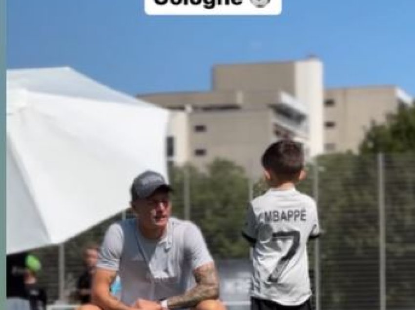 Kroos “trazon rrjetin”