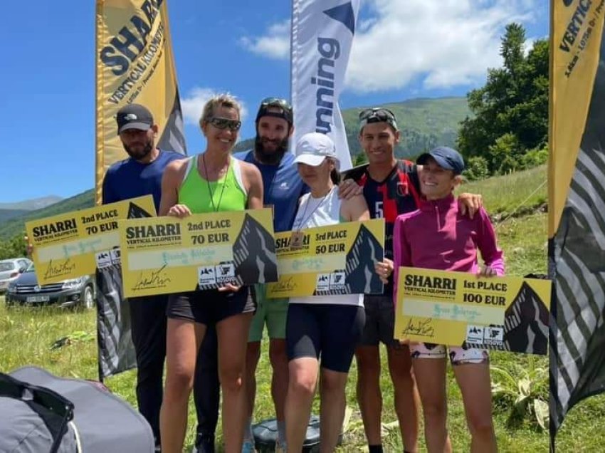 Grasa Bakraqi e Erzen Zyberaj triumfuan në garën vrapi malor  