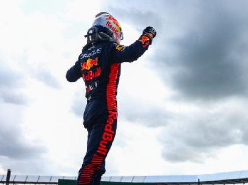 Verstappen “mbret” edhe në Silvestrone