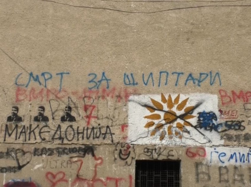 Grafite “vdekje për shqiptarët” në qytetin e Gostivarit, rasti paraqitet në polici