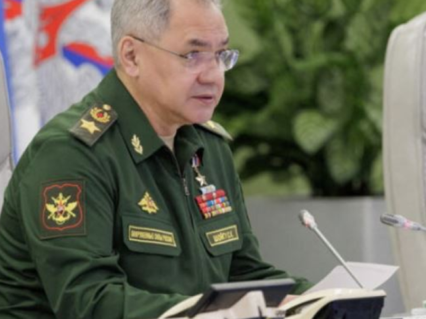 Shoigu: Dorëzimi i municioneve thërrmuese në Kiev do të zgjasë konfliktin në Ukrainë