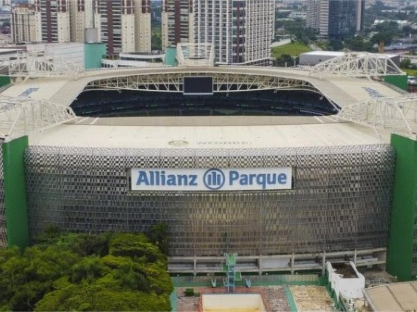 ​Humb jetën tifozja Braziliane pasi u godit me një shishe qelqi