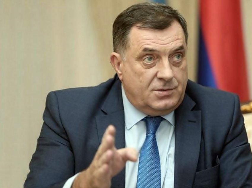 Dodik për Vulinin: Vëlla, mirë se erdhe në klubin e të sanksionuarve