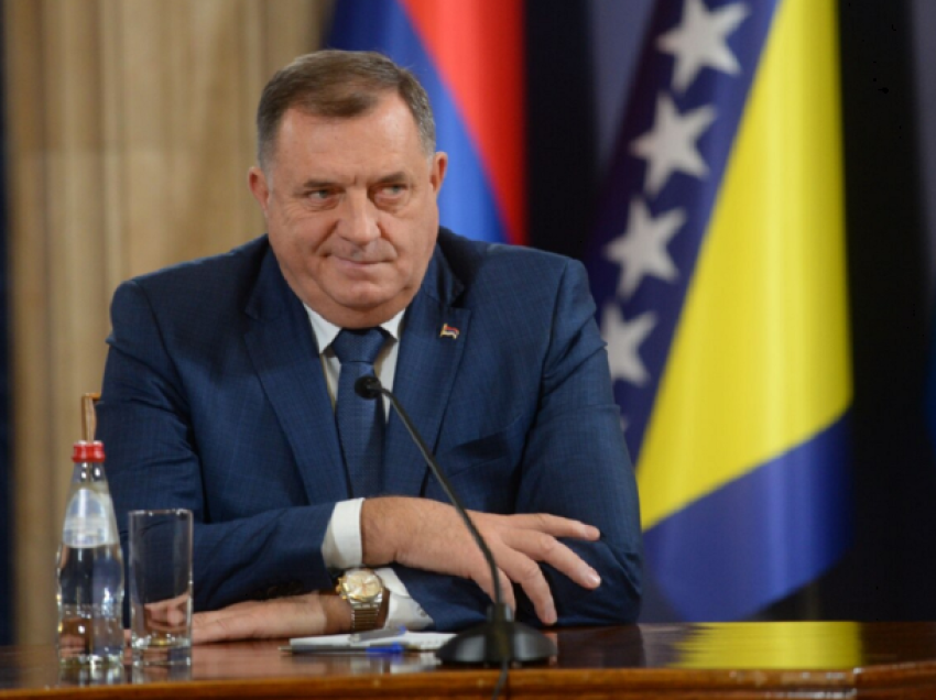 Dodik thotë se ka një plan nëse shkarkohet nga posti i presidentit të Republikës Sërpska