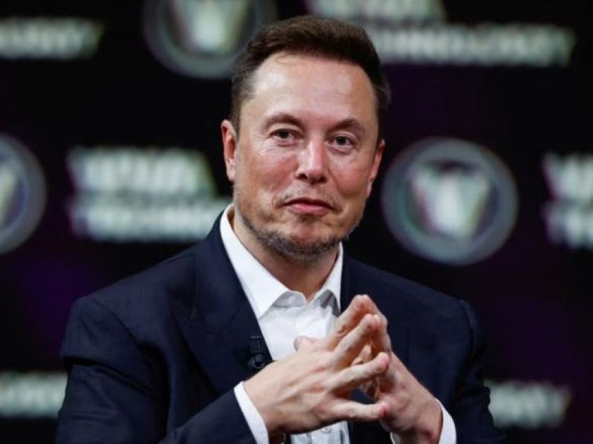 Musk: Twitter humbi gjysmën e fitimeve nga reklamat