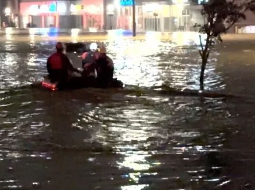 Katër persona zhduken nga shirat e rrëmbyeshëm në Kanada, në mesin e tyre dy fëmijë