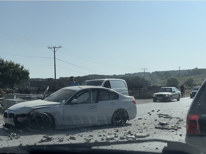 Aksident trafiku në Gllarevë të Klinës