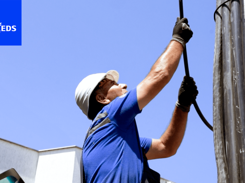 Konsumatorët e KEDS në Shkabaj-të gëzuar me infrastrukturën e re energjetike