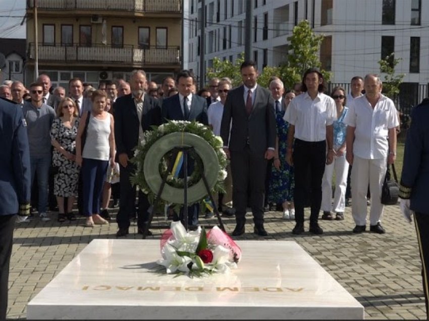 Pesë vjet pa Adem Demaçin, Konjufca dhe Kurti lartësojnë figurën e tij