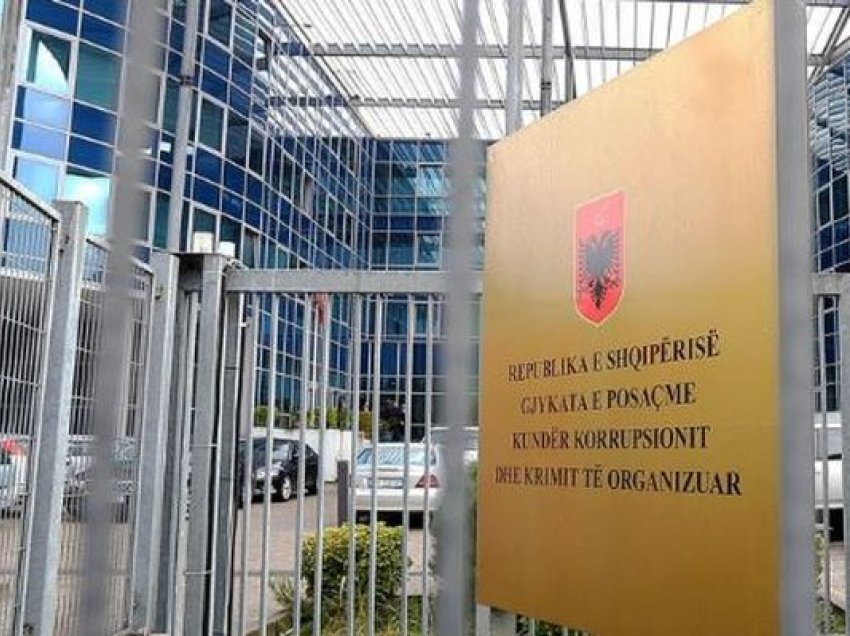 Pse u kontrollua banesa e Martinajt? Gazetari zbardh detaje të reja, ja pse ishte pjesë e megaoperacionit