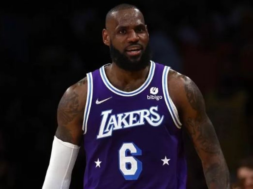 Djali i LeBron James lë spitalin pas arrestit kardiak