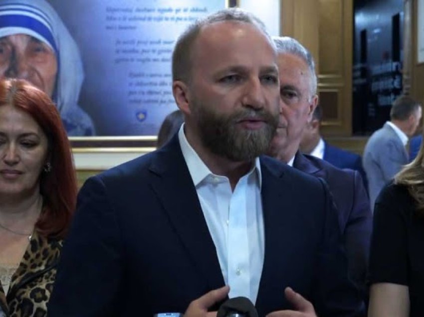 ​Tahiri: Do të angazhohemi që sa më parë vendi të shkojë në zgjedhje