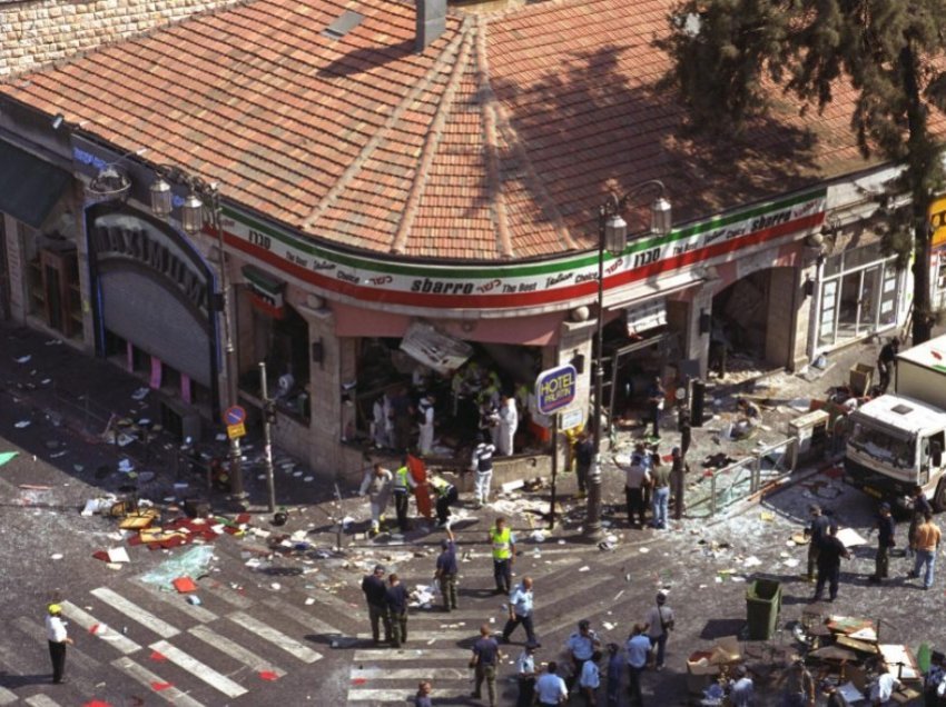 Vdes gruaja që qëndroi 22 vite në gjendje koma nga plagët e pësuara në një sulm në Jerusalem