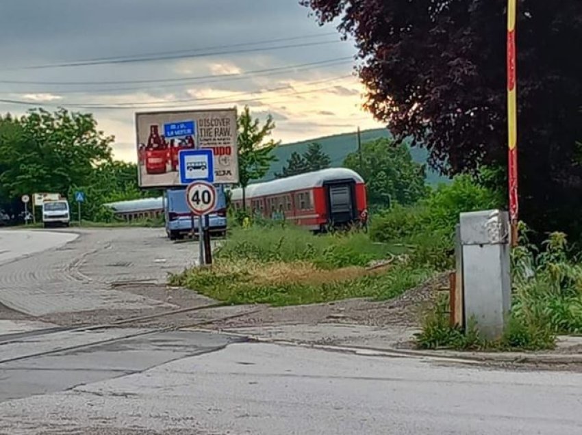 Vdes 50 vjeçari që u godit nga treni në Klinë, mësohet identiteti i viktimës 