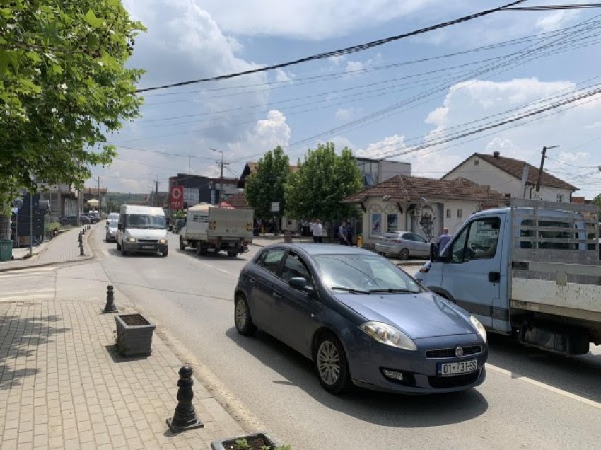 ​Përfundon protesta në Graçanicë, lirohet qarkullimi i rrugës