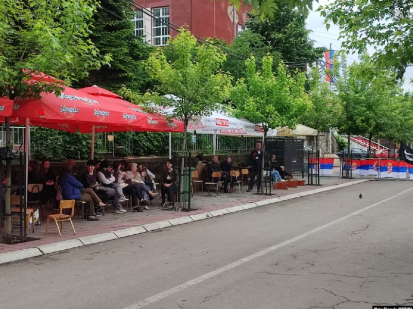 Vazhdojnë protestat në veri, ja si është situata