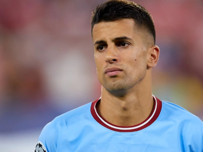 E ardhmja e Cancelo në “udhëkryq”, portugezi pret interesimin e “iberikëve”