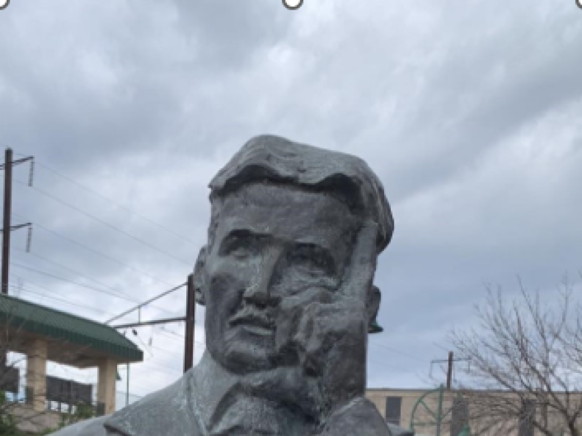 Bisedë me Nikola Tesllën