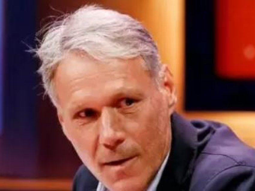 Van Basten i dërgon letër FIFA-s