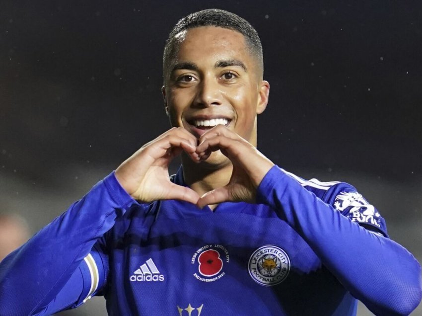 Aston Villa siguron shërbimet e Youri Tielemans