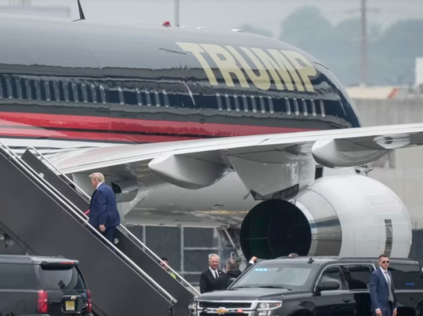 Dokumentet sekrete, Trump mbërrin në Florida për përballjen e parë me aktpadinë