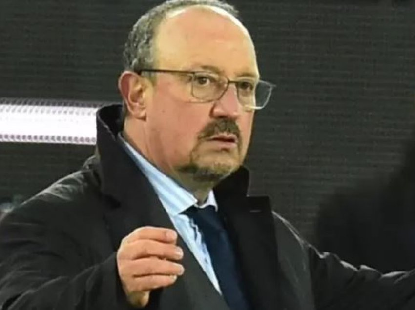 Benitez pranë rikthimit në detyrë