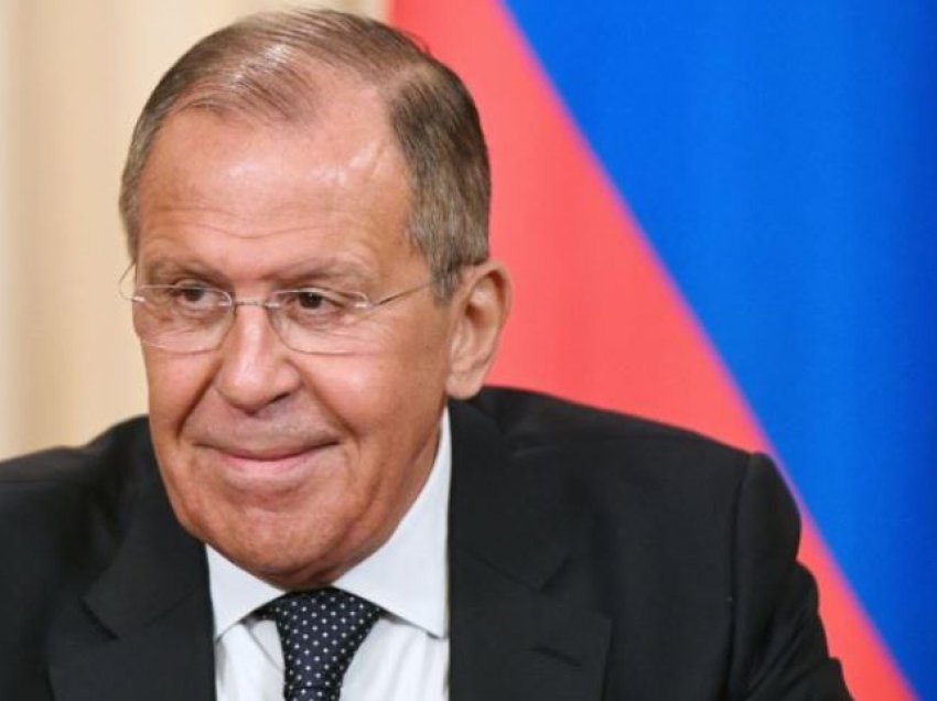 Lavrov: Lëreni NATO-n të luftojë nëse s’dëshiron ta ngrijë konfliktin në Ukrainë