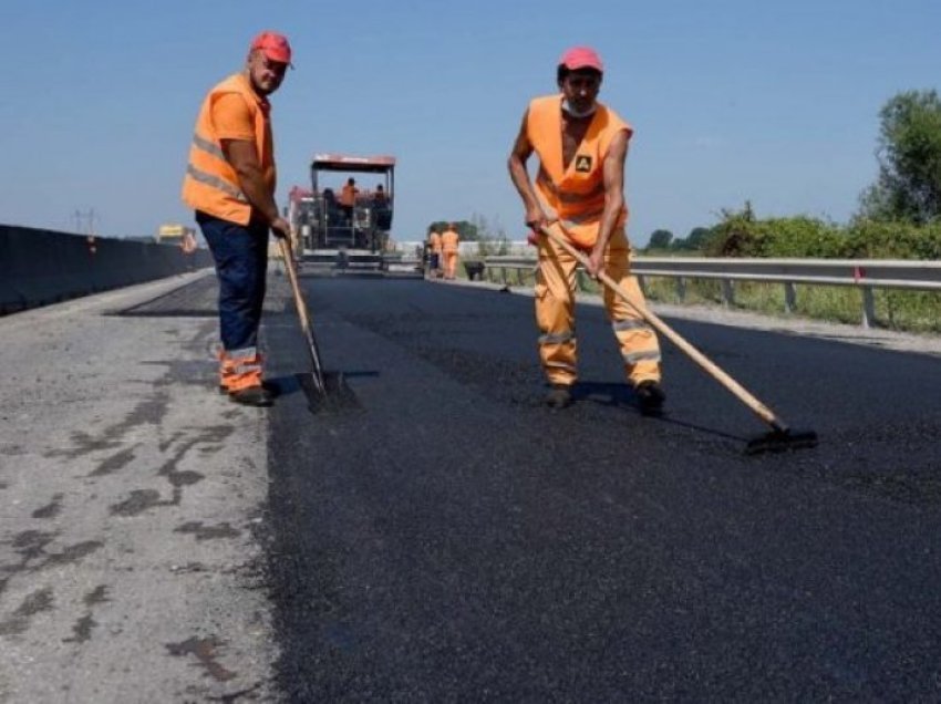 Finalizohet edhe kontrata e fundit për punimet në rrugën Prishtinë-Podujevë