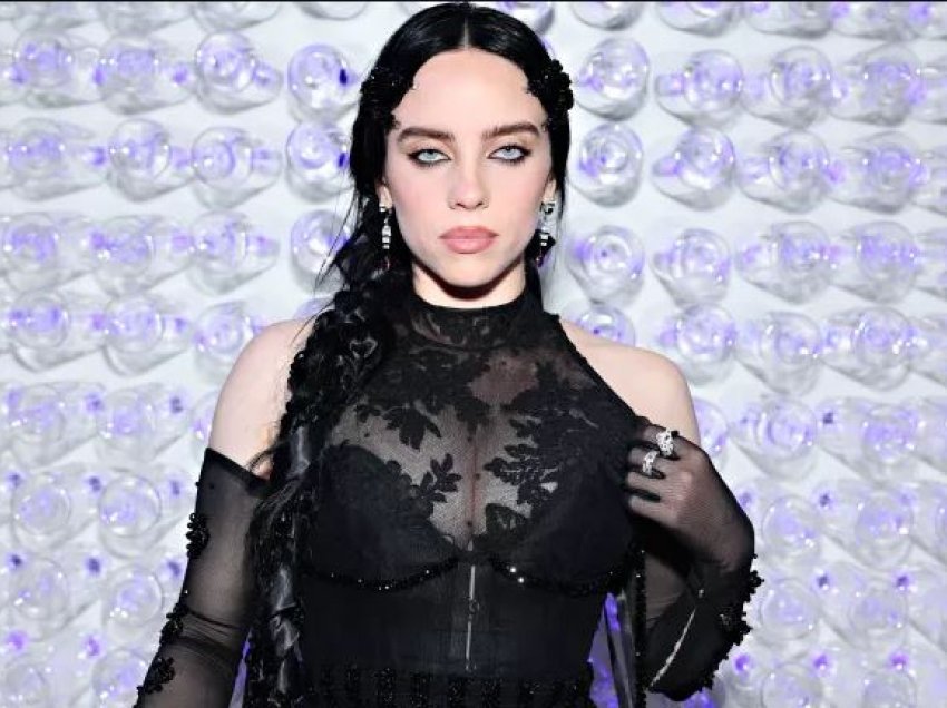 Billie Eilish flet për komentet negative që i merr për linjat e saj të trupit